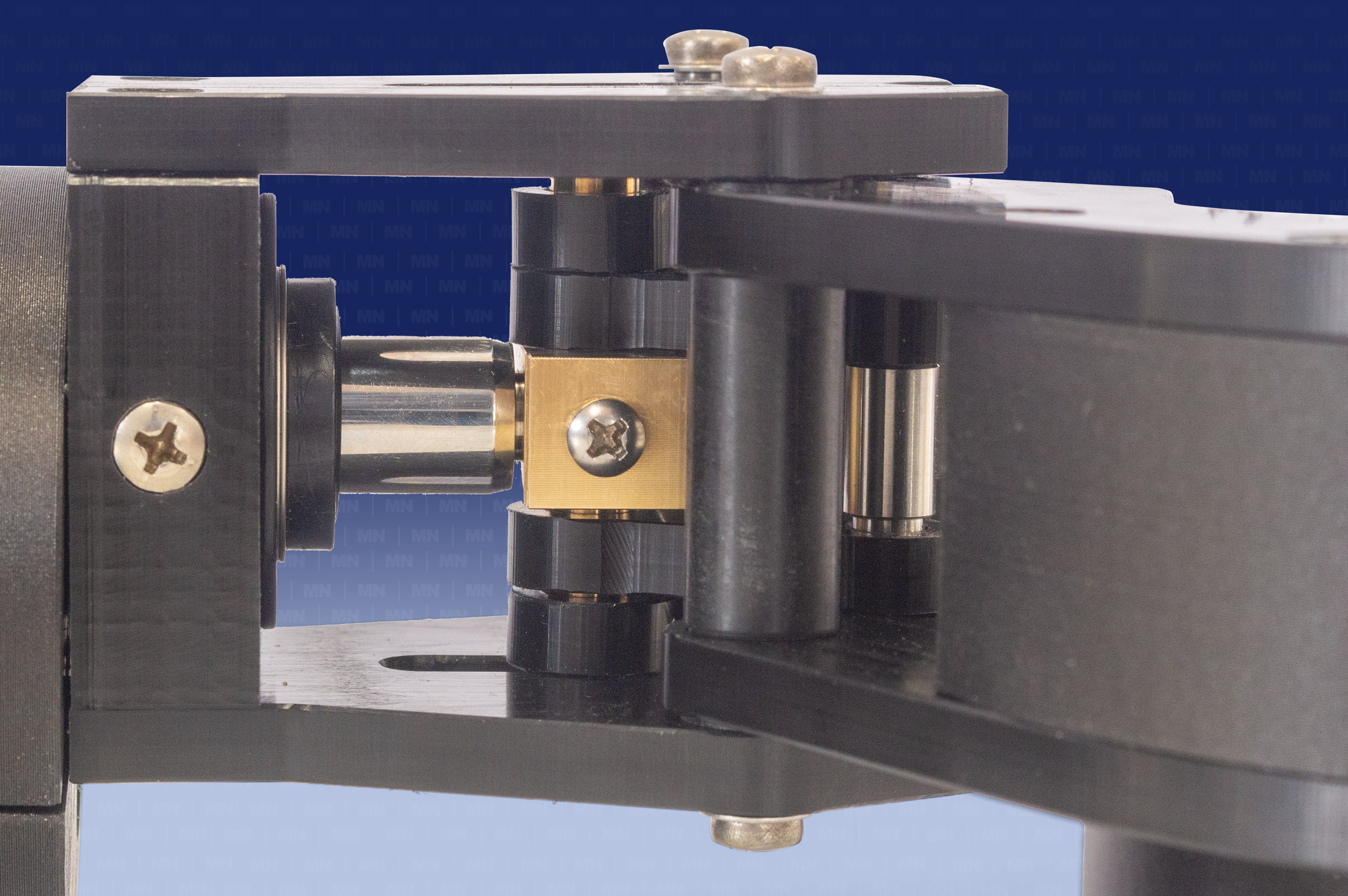 Rotating arm attachment heads are easily swapped out with a minimum of tools required.