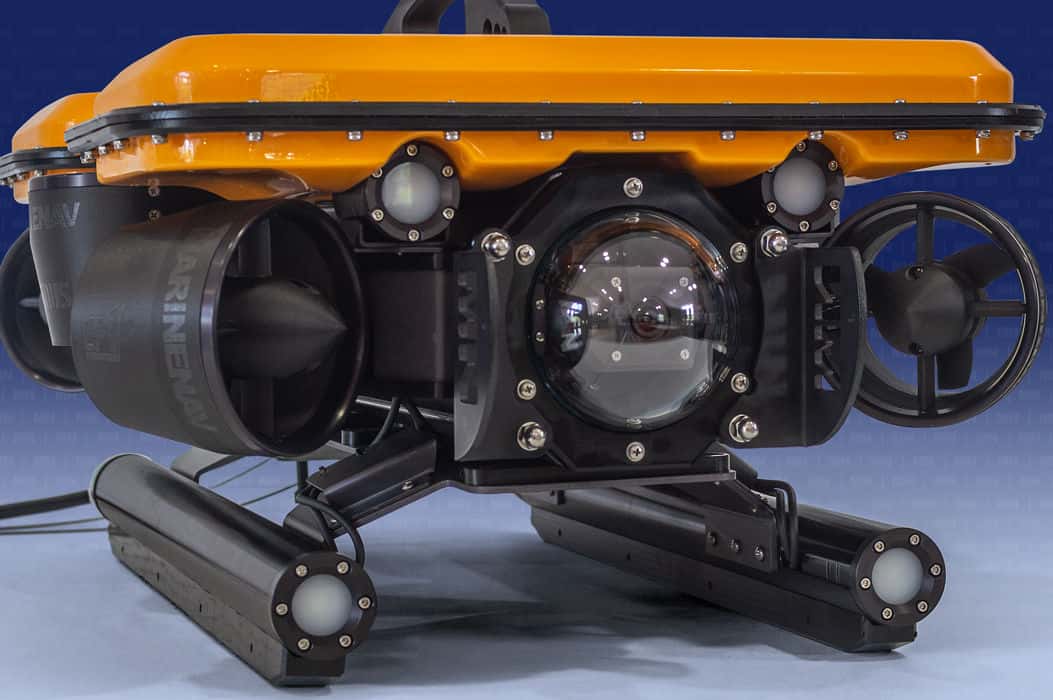 Powerful 1500 Lumen lights with incremental brightness adjustment