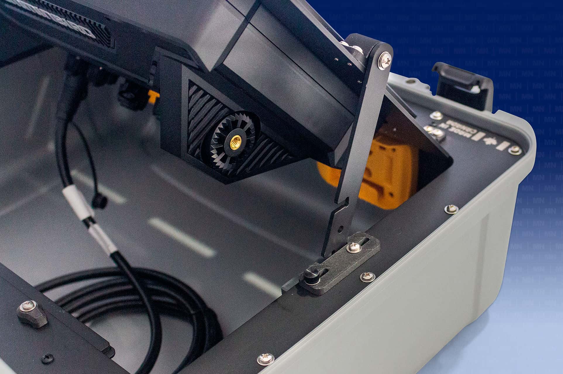 AC, DC and built-in battery ports allow flexible power options